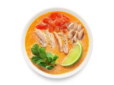 Том ям с курицей